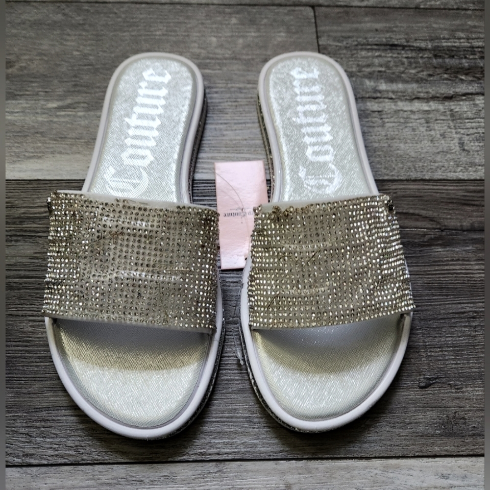 Juicy Couture Yippy Slide Sandals White/Silver size 10M